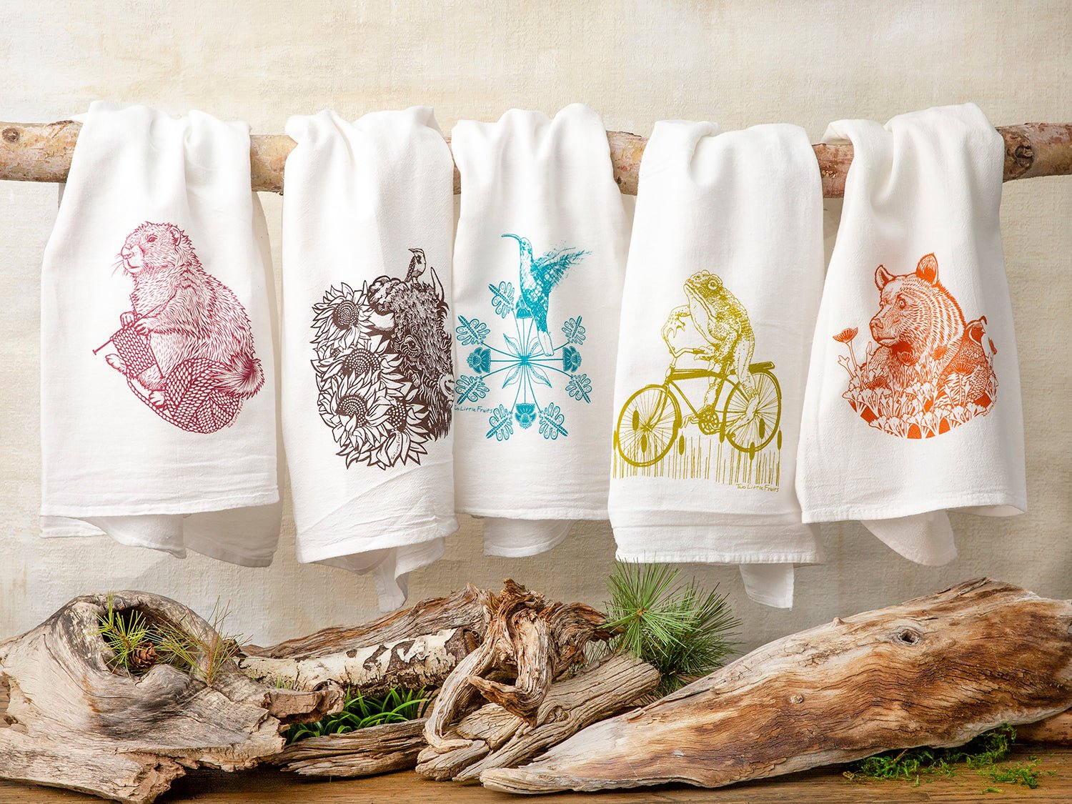 Bee and Hummingbird Kitchen Towel Set - Two Little Fruits