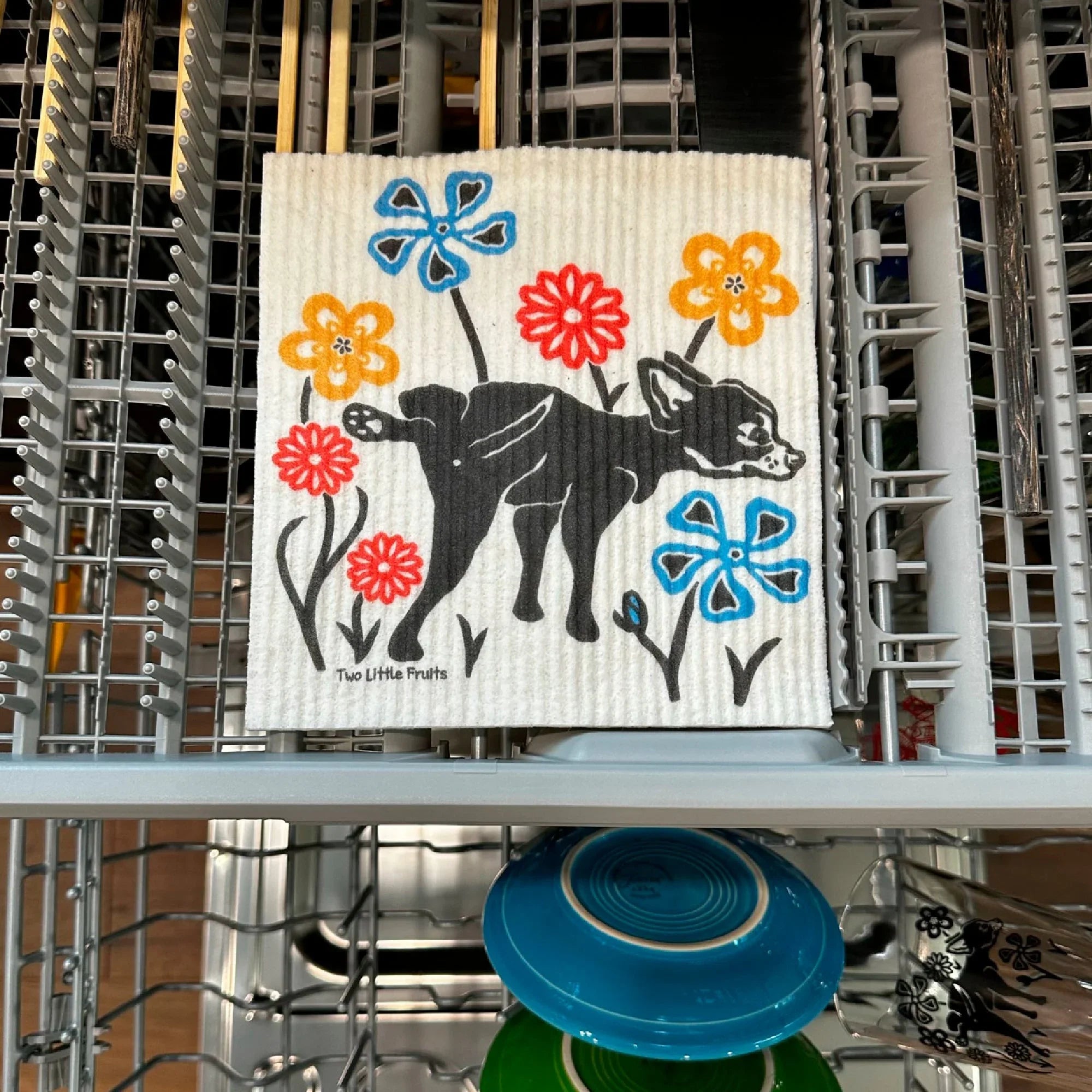 Charming Swedish Dishcloth Designs for Every Kitchen - Two Little Fruits