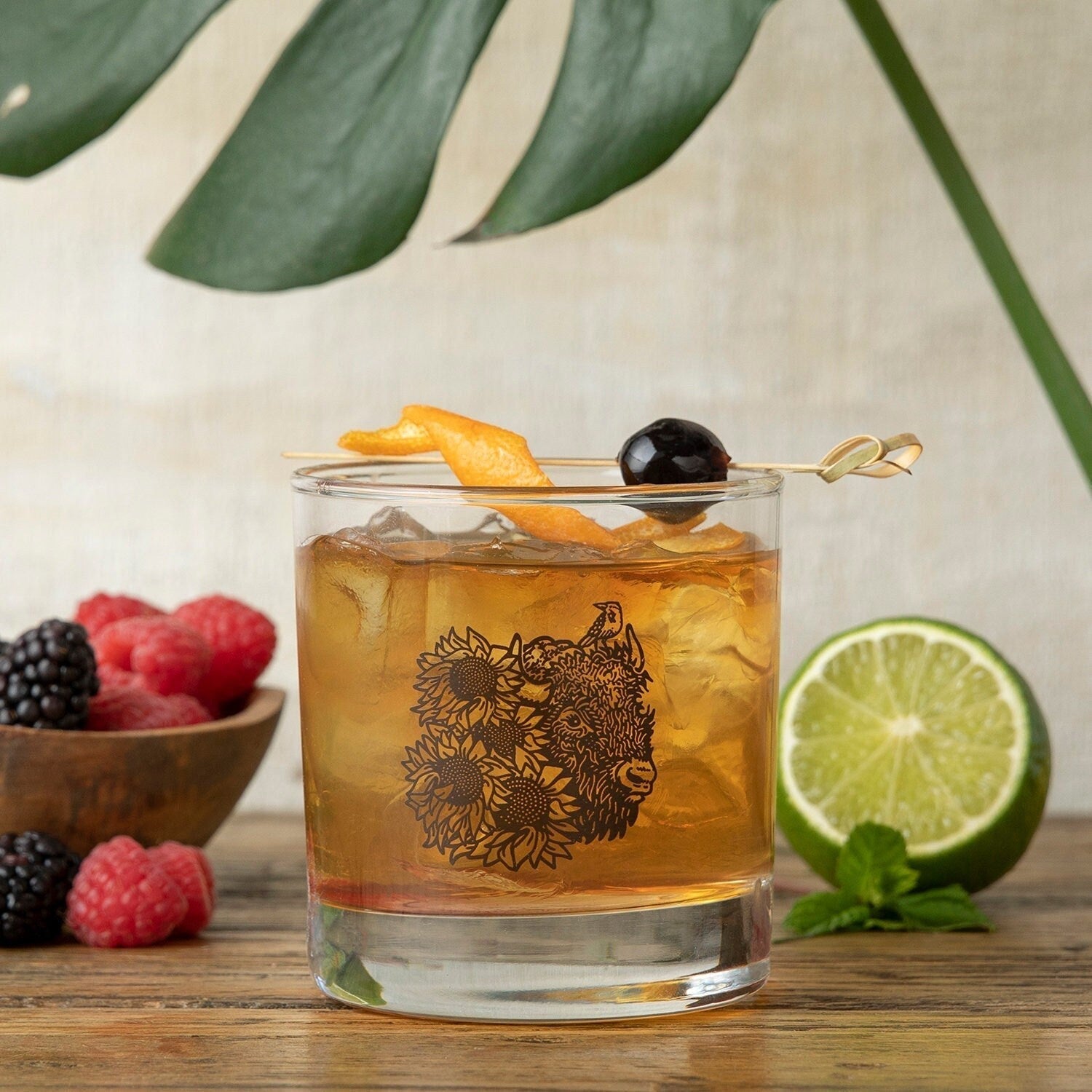 Bison Rocks Glass - Unique Buffalo Design, 10 Oz Capacity, Perfect for Entertaining - Rocks Glass - Two Little Fruits - Two Little Fruits