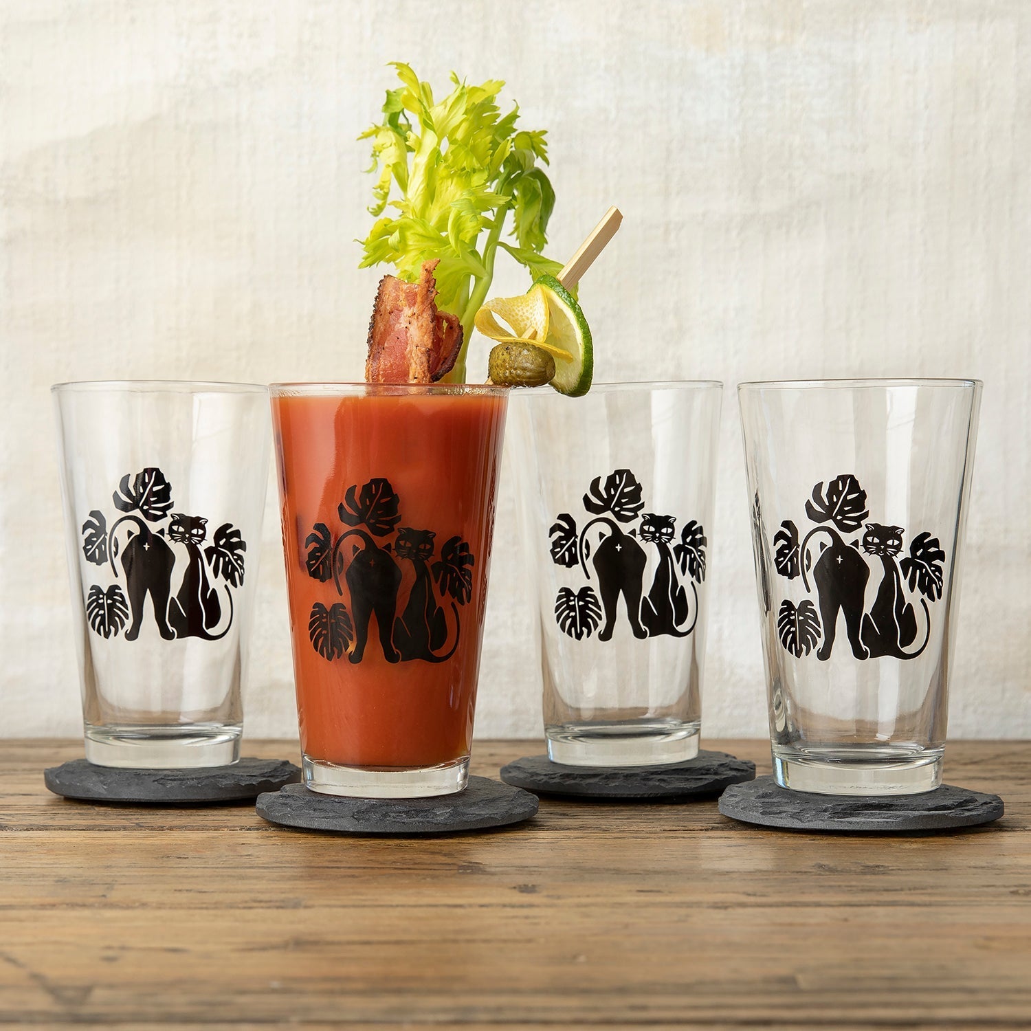 Cat Pint Glass With Monstera Leaves, 16 Fl Oz - Pint Glass - Two Little Fruits - Two Little Fruits
