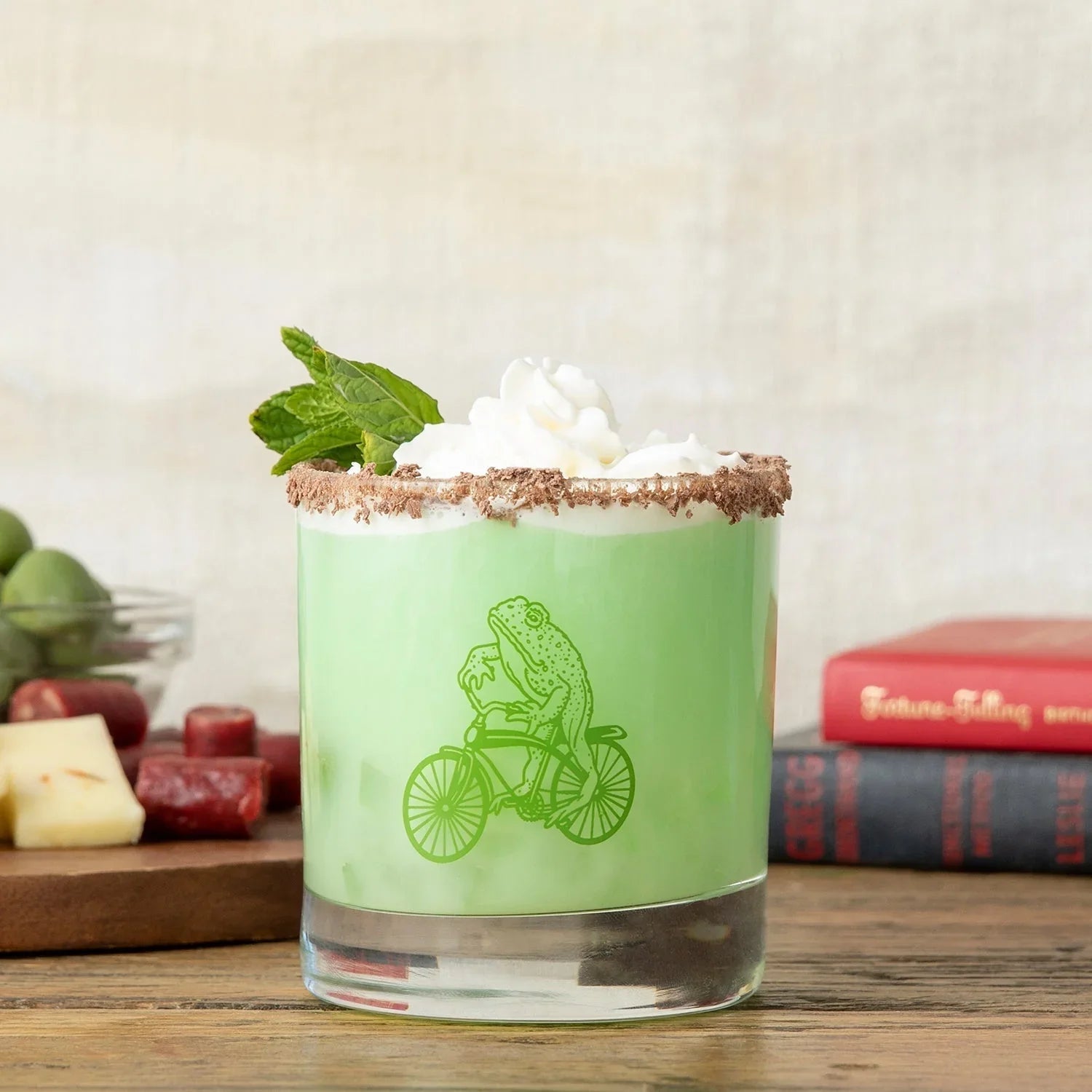 Frog Rocks Glass - Whimsical Green Whiskey Glass with Original Frog Illustration, 10 Fl Oz Capacity - Rocks Glass - Two Little Fruits - Two Little Fruits