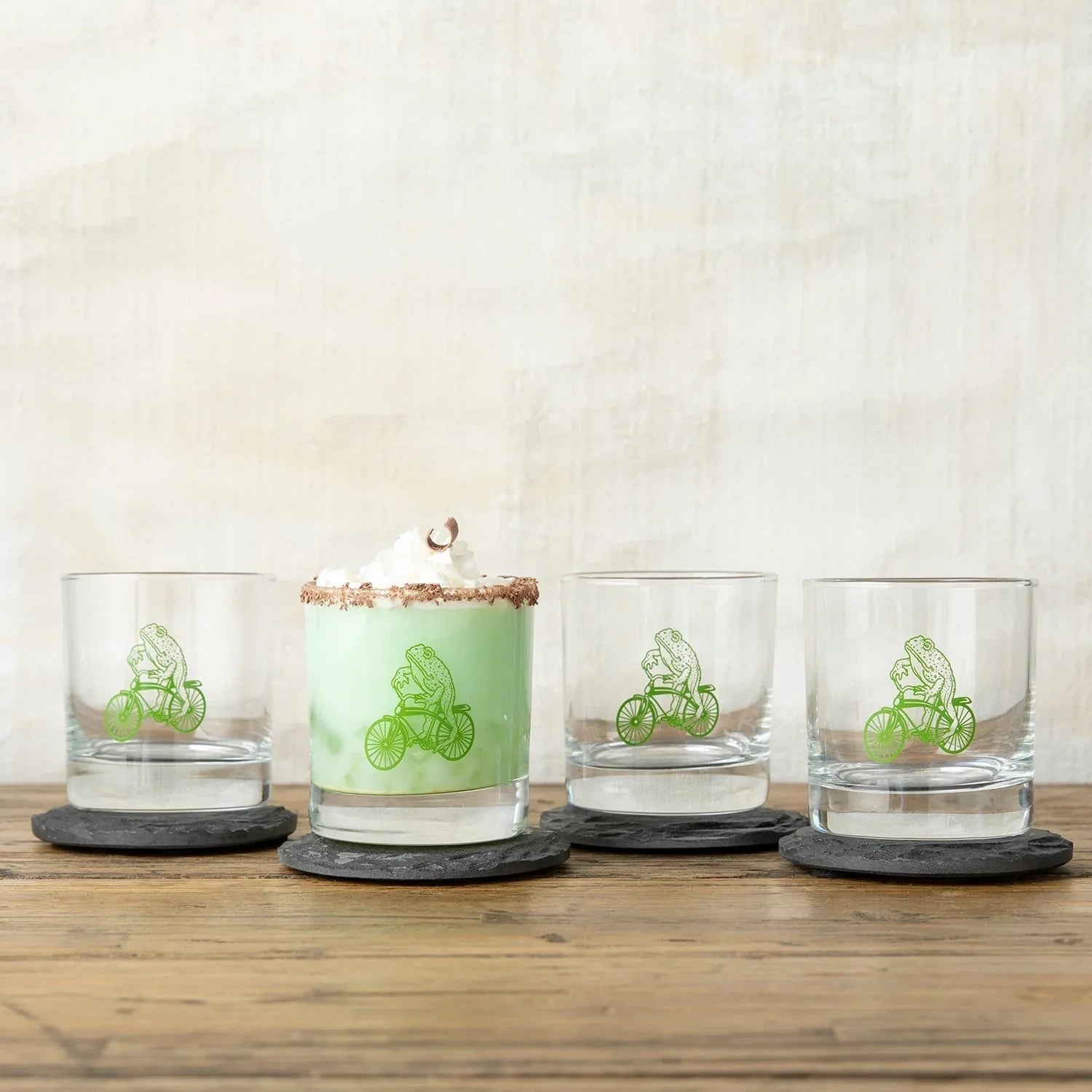 Frog Rocks Glass - Whimsical Green Whiskey Glass with Original Frog Illustration, 10 Fl Oz Capacity - Rocks Glass - Two Little Fruits - Two Little Fruits
