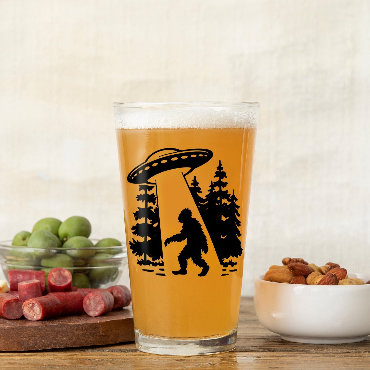 UFO Pint Glass with Sasquatch Illustration - Fun 16 Oz Beer Glass for Parties and Gifting - Pint Glass - Two Little Fruits - Two Little Fruits